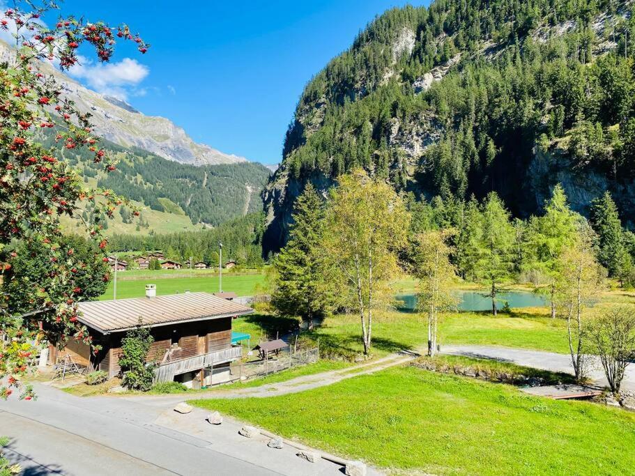 Cozy Apartment In Vintage House In Kandersteg Eksteriør billede