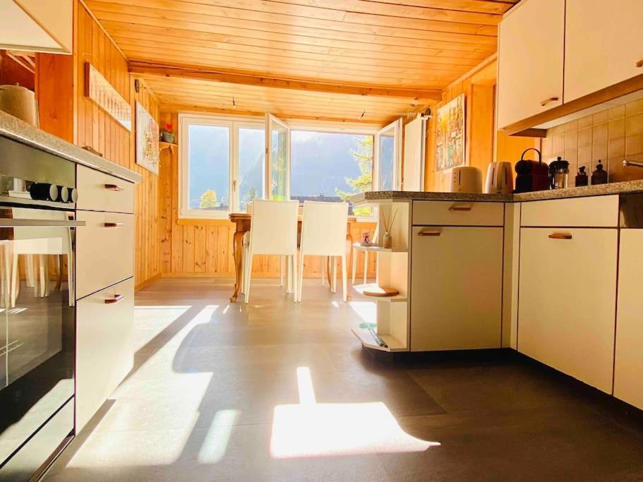 Cozy Apartment In Vintage House In Kandersteg Eksteriør billede